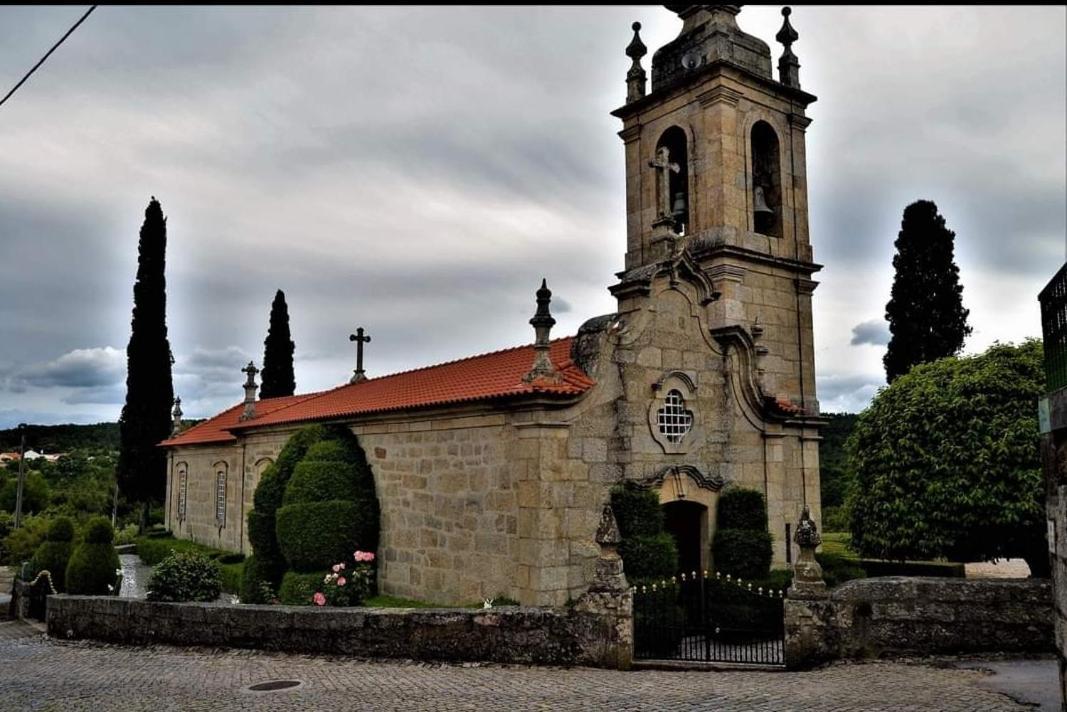 הוילה Pinheiro  Casa Do Eiro מראה חיצוני תמונה